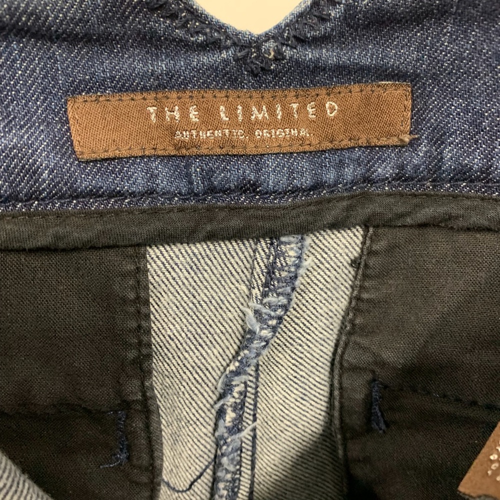 The Limited Denim Shorts - sz 2 - Picture 5 of 7